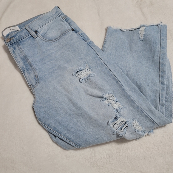 KanCan Denim - KanCan Light Blue Distressed Boyfriend Jeans‎